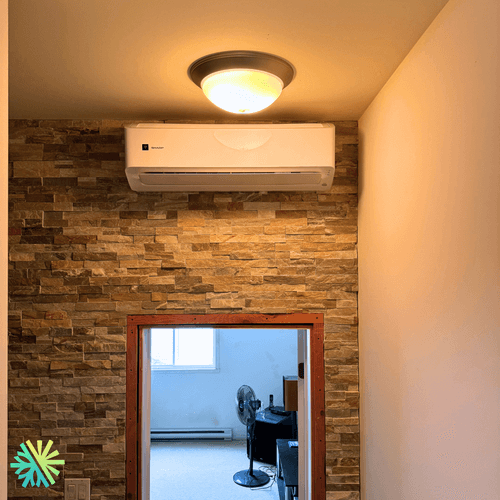 Installation d’une thermopompe triple zone SHARP BU à Châteauguay