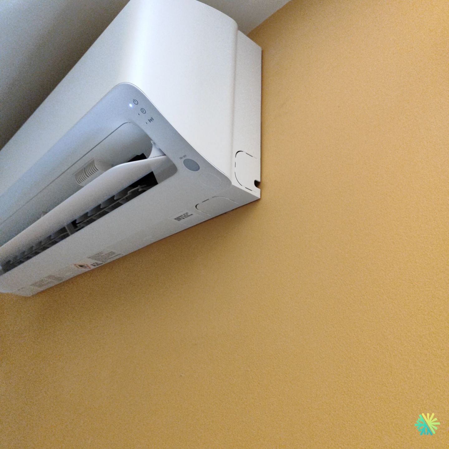 Installation d’une Gree Livo R32 thermopompe murale à Rosemont–La Petite-Patrie