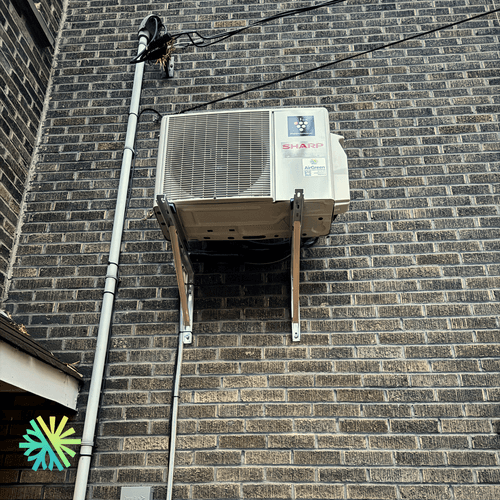 Installation d’une thermopompe murale SHARP ZU1 à Montréal-Est