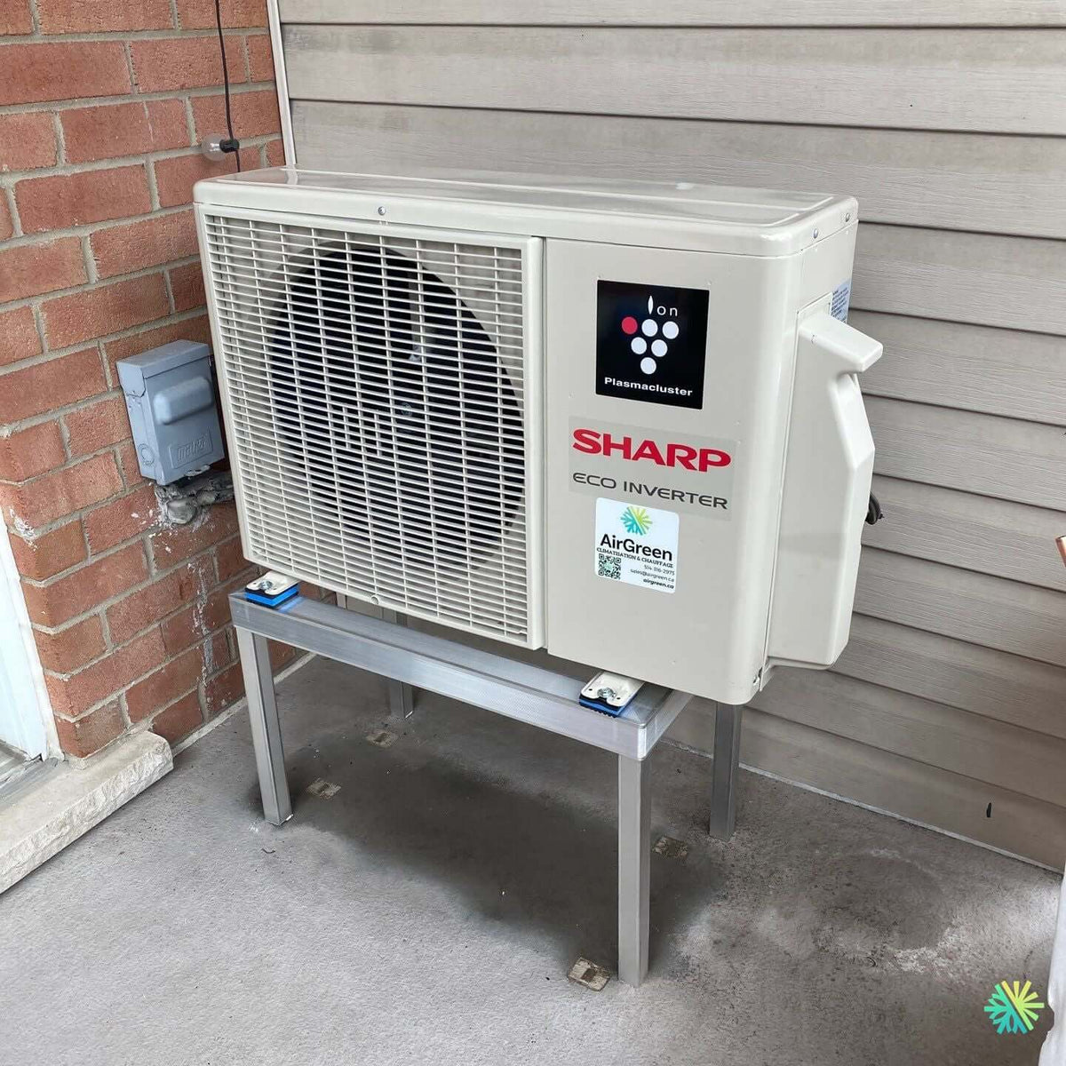 Installation d’une Sharp ZU1 thermopompe murale à Laval
