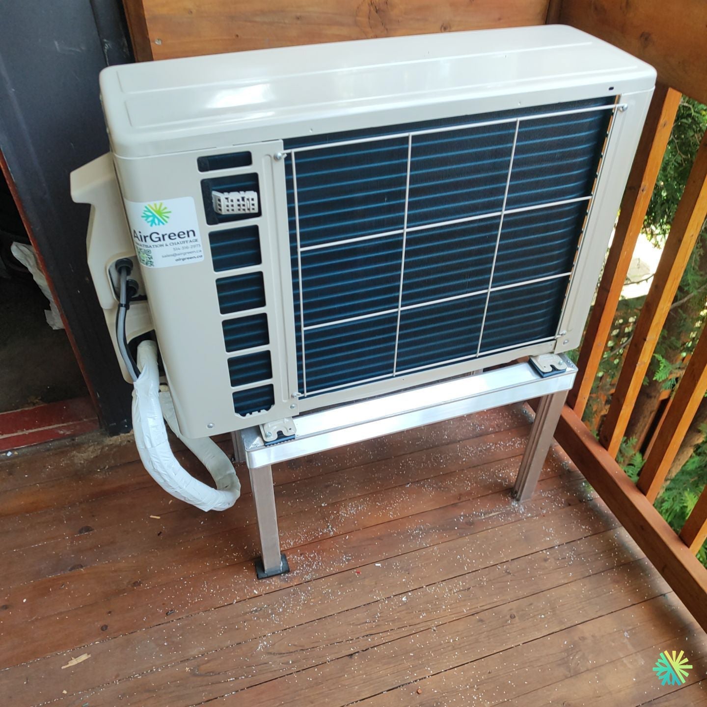 Installation d’une GREE (gamme R-32) thermopompe murale au Plateau-Mont-Royal