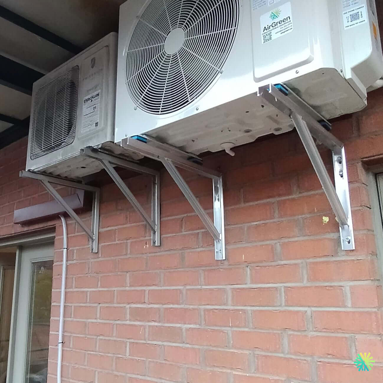 Installation d’une Gree (gamme résidentielle murale) thermopompe murale à Villeray–Saint-Michel–Parc-Extension