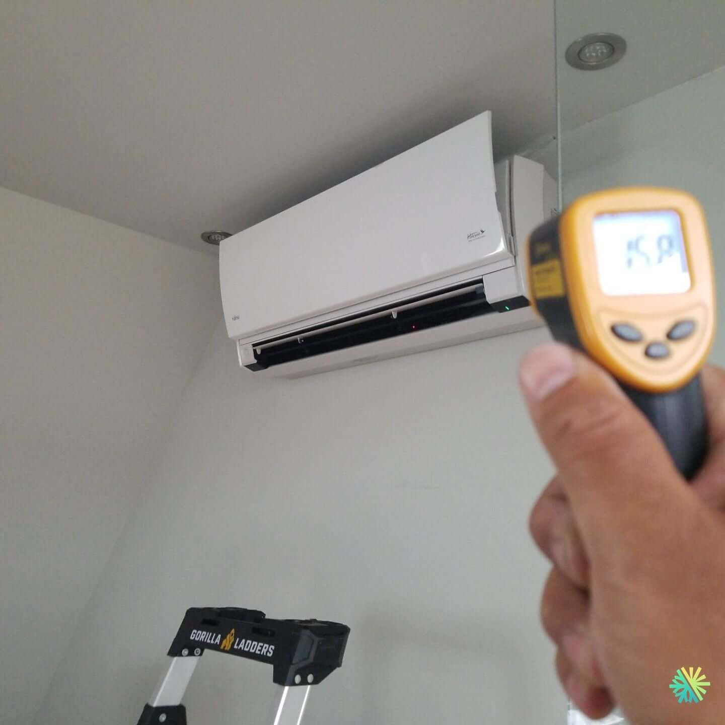 Réparation d’une thermopompe murale Fujitsu à Sainte-Dorothée