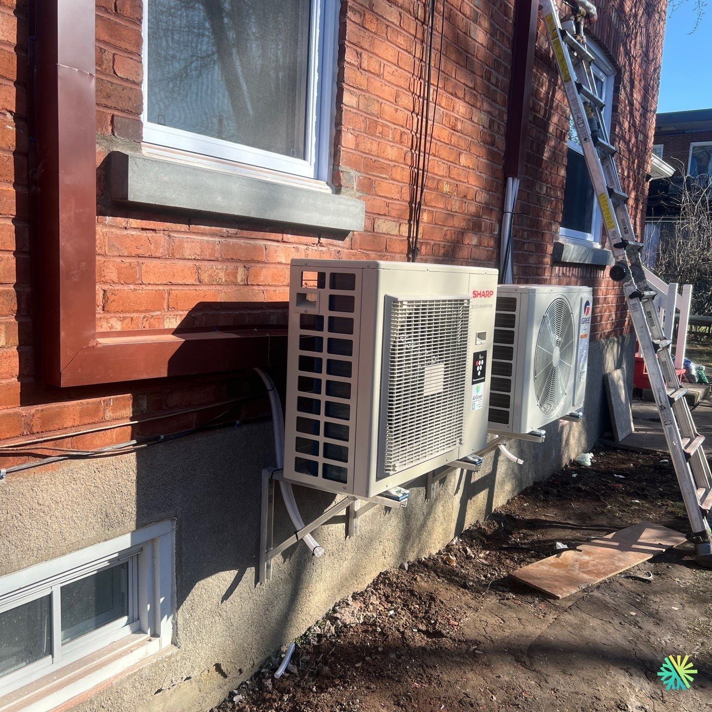 Installation d’une Sharp ZU1 et d’une GREE Livo R32 à Rosemont–La Petite-Patrie