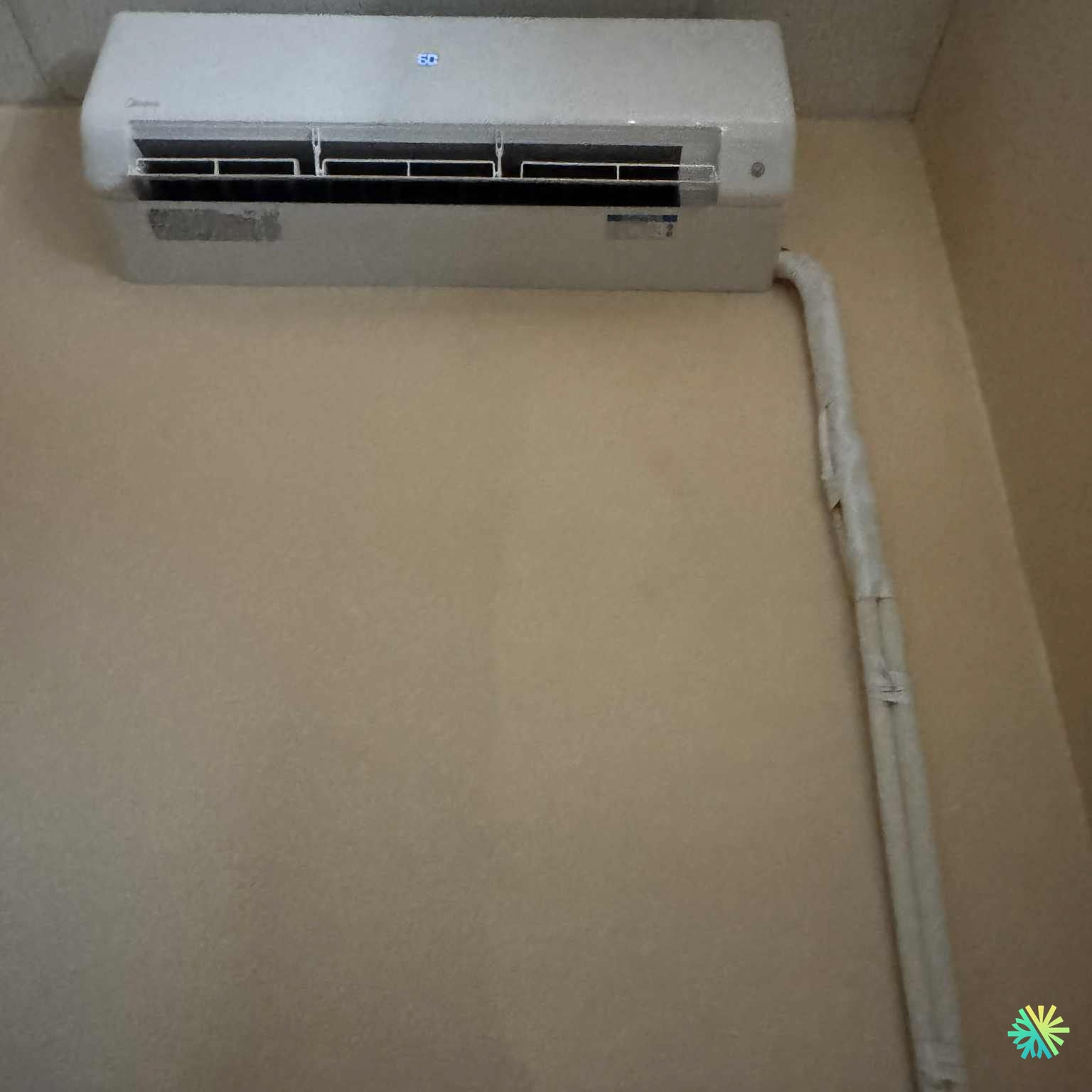 Installation d’une Midea Midea28 thermopompe murale à Rosemont–La Petite-Patrie