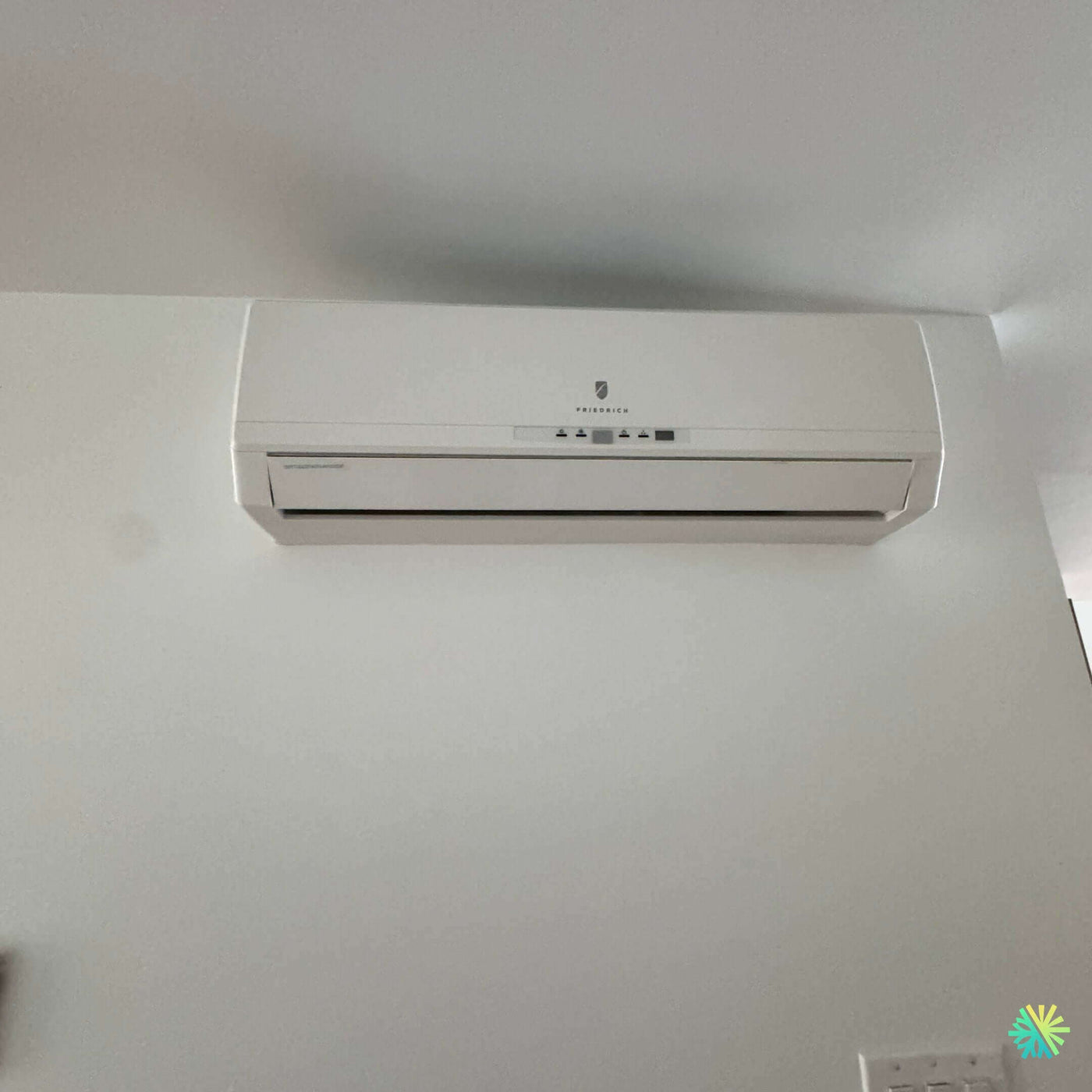 Installation d’une Friedrich climatiseur mural à Outremont