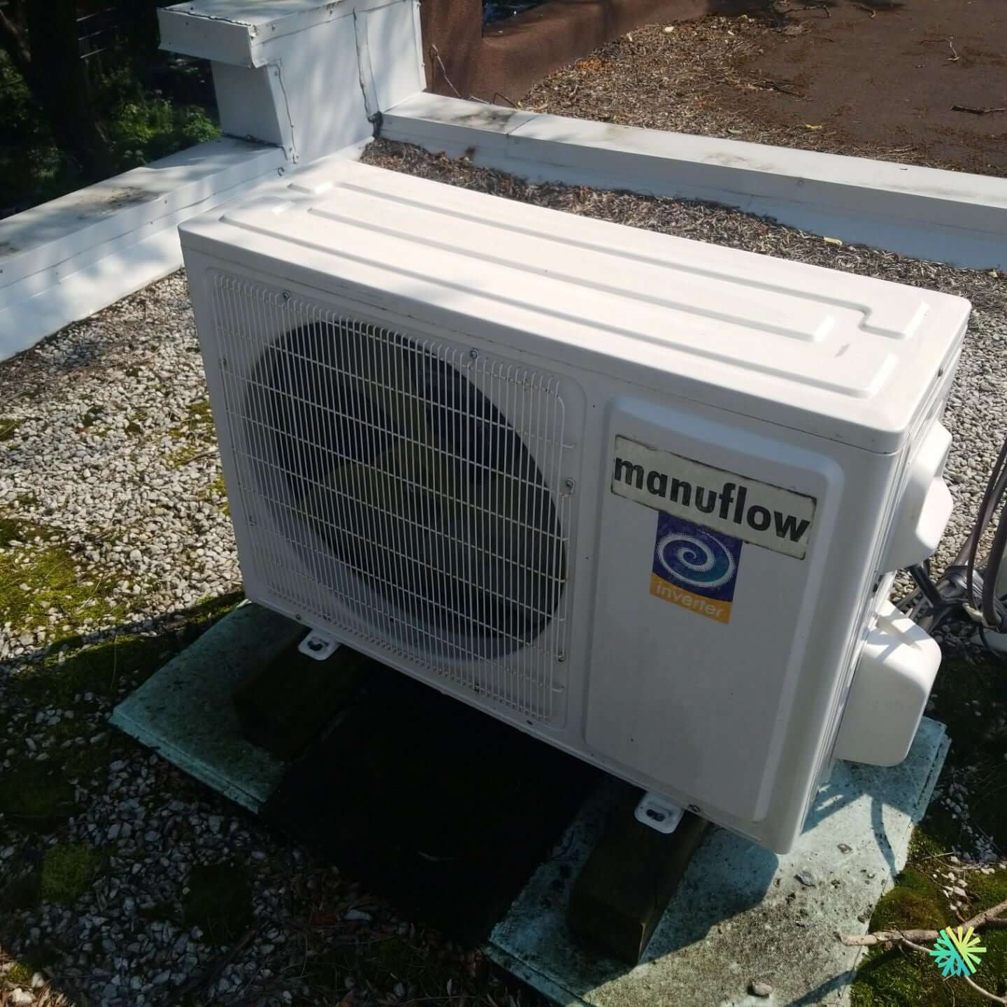 Réparation d’une thermopompe murale Manuflow à Rosemère