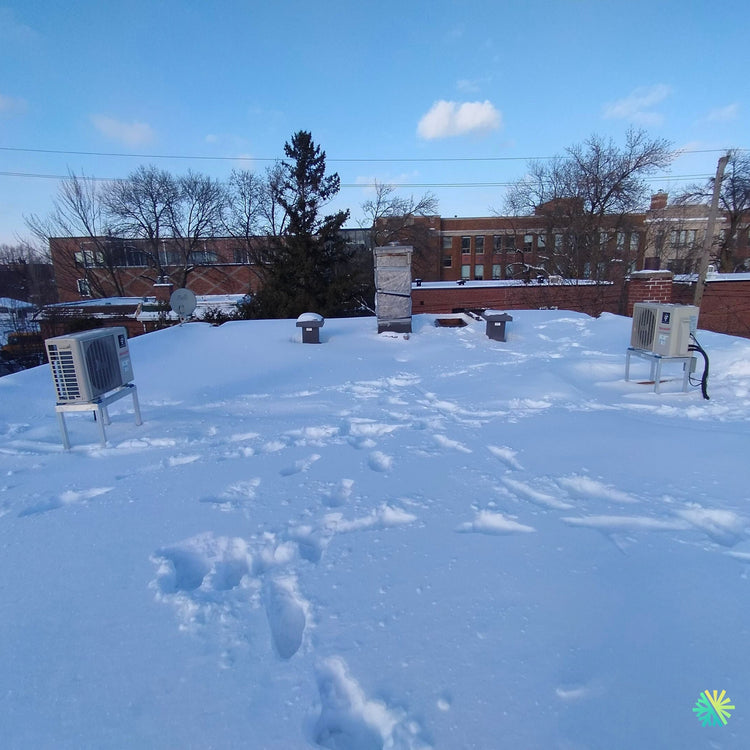Installation de deux thermopompes murales Sharp ZU1 à Rosemont–La Petite-Patrie