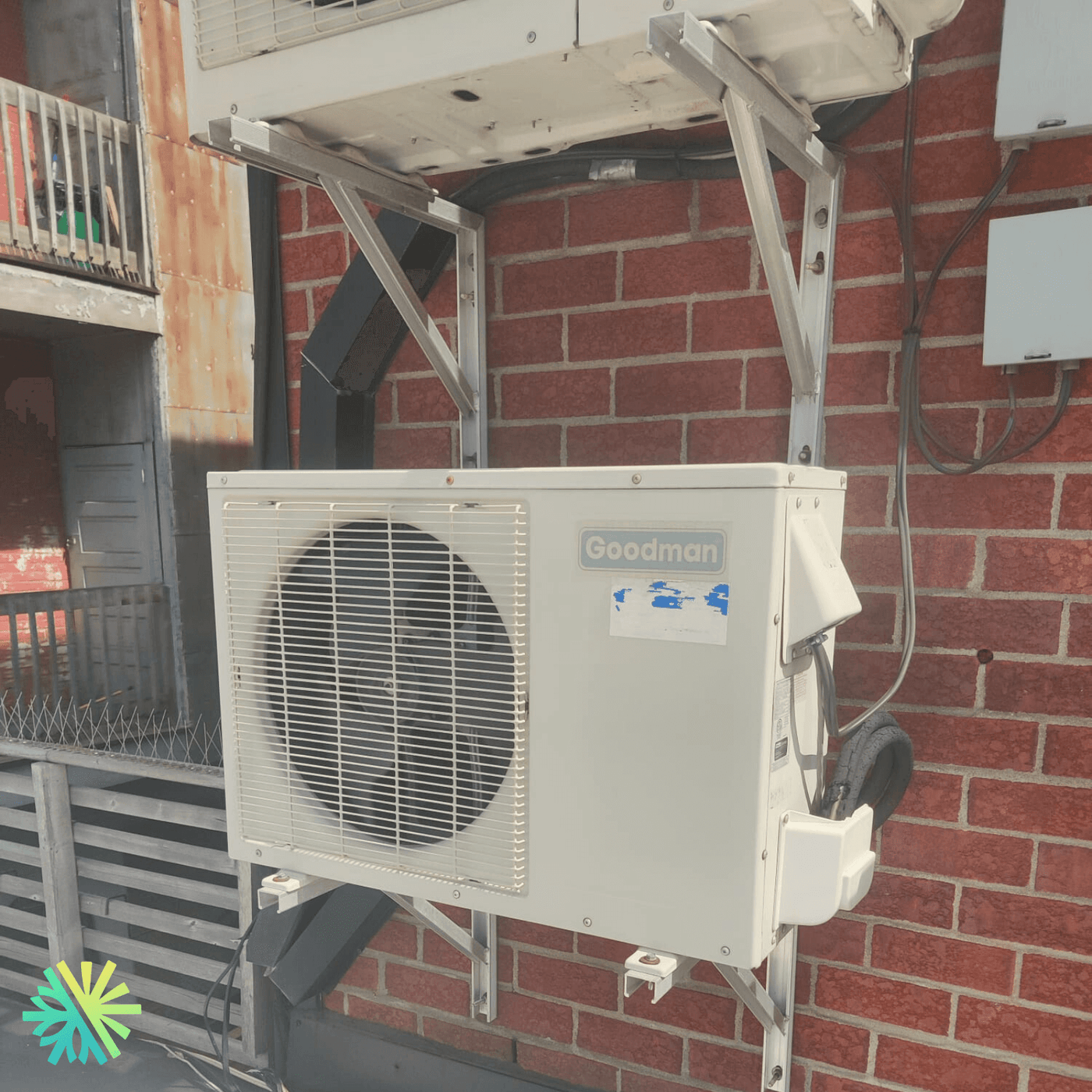 Réparation d'une thermopompe Mini Split Goodman à LaSalle