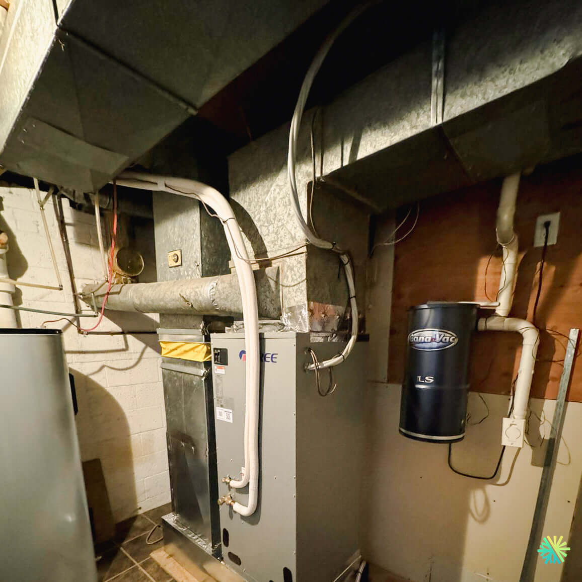 Votre maison sent le renfermé ? 7 solutions de ventilation pour enfin respirer un air frais