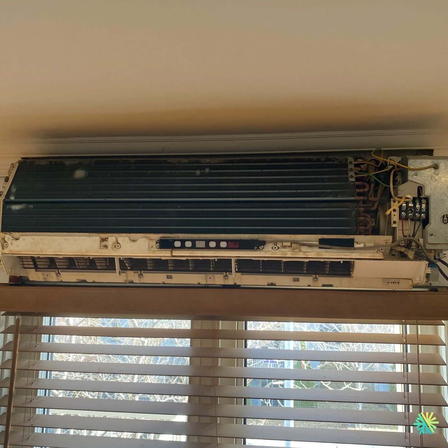 Réparation d’un climatiseur mural Fujitsu à Saint-Lambert