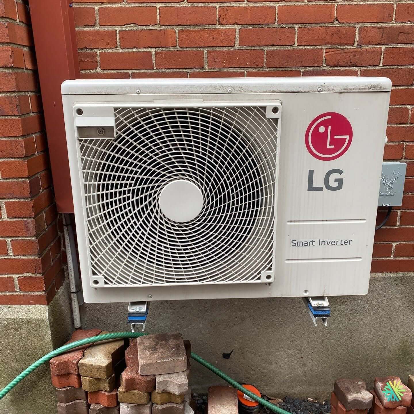 Réparation d’une thermopompe murale LG à Sainte-Julie