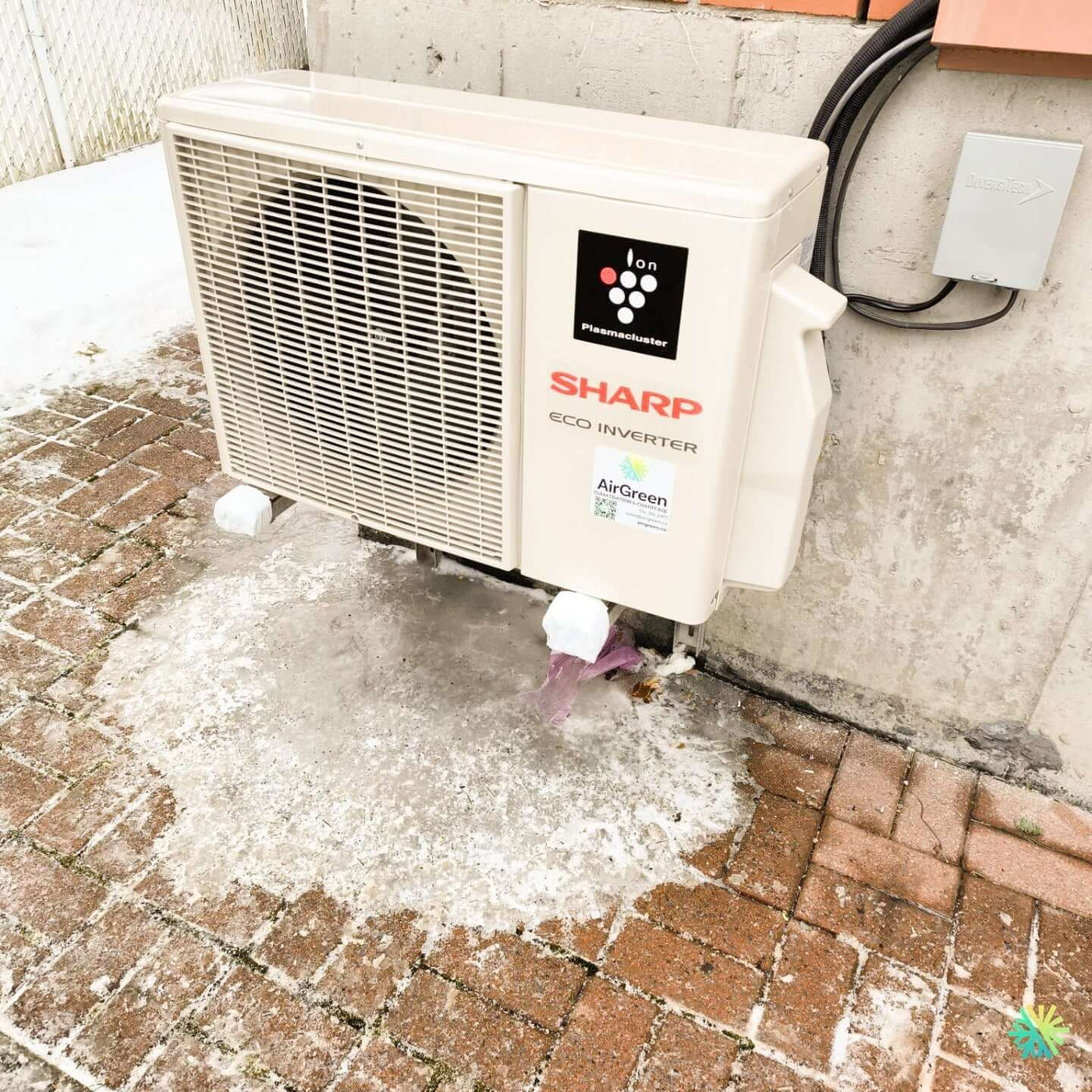 Confort hivernal assuré avec l’installation d’une thermopompe murale SHARP ZU1 15 000 BTU à Chomedey, Laval