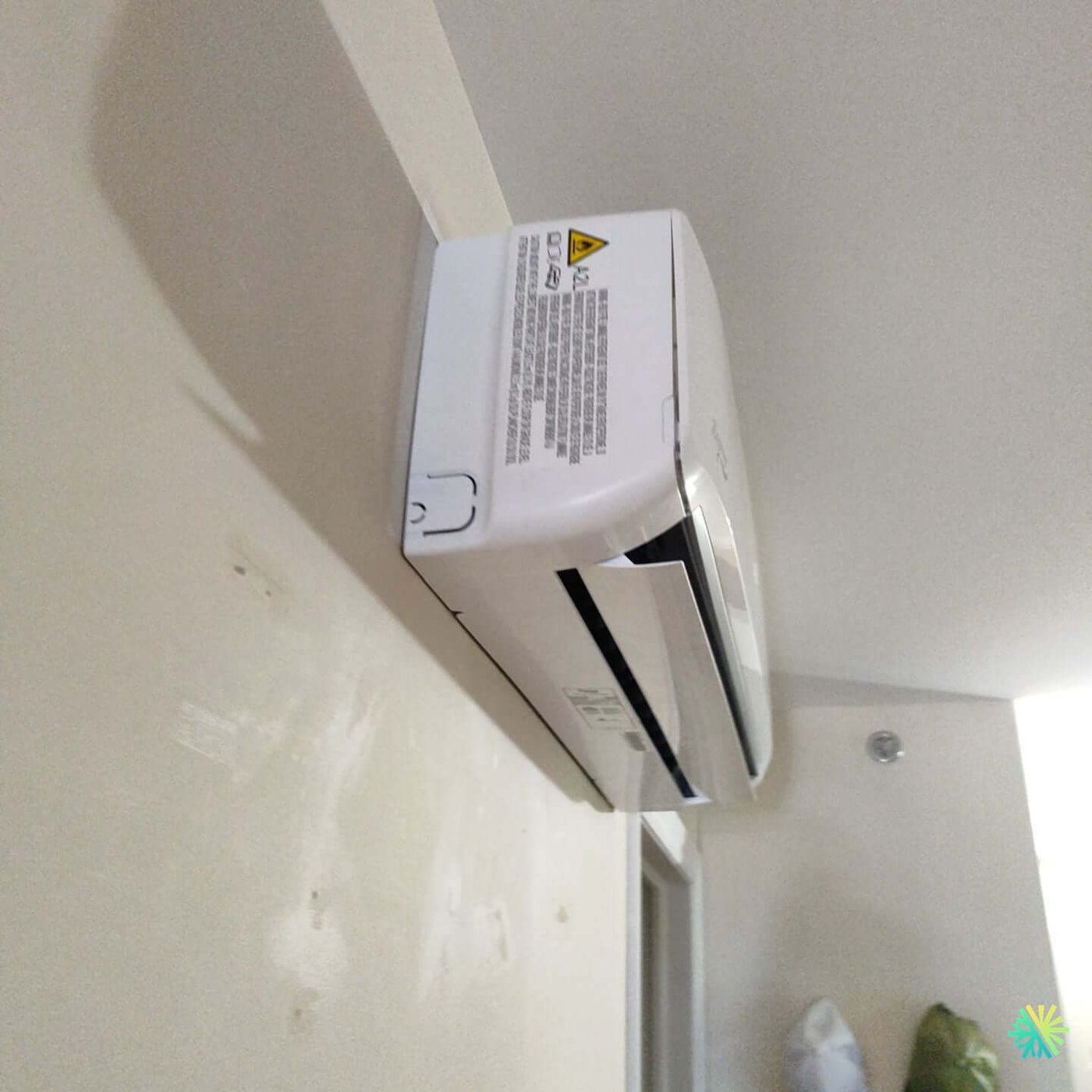 Installation d’une Midea Midea28 Thermopompe murale à Rosemont–La Petite-Patrie
