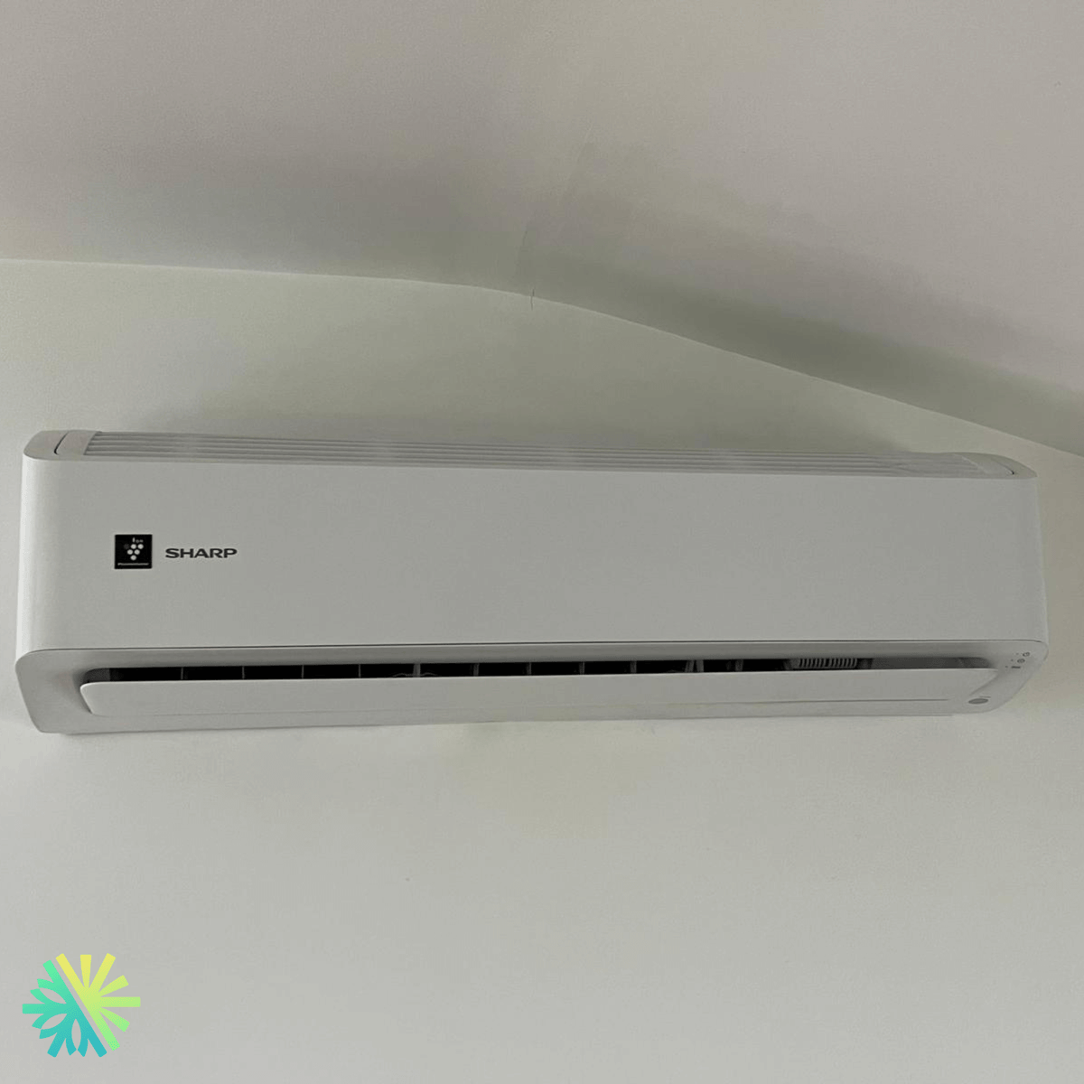 Installation of a Sharp ZU1 Wall-Mounted Heat Pump in Terrebonne