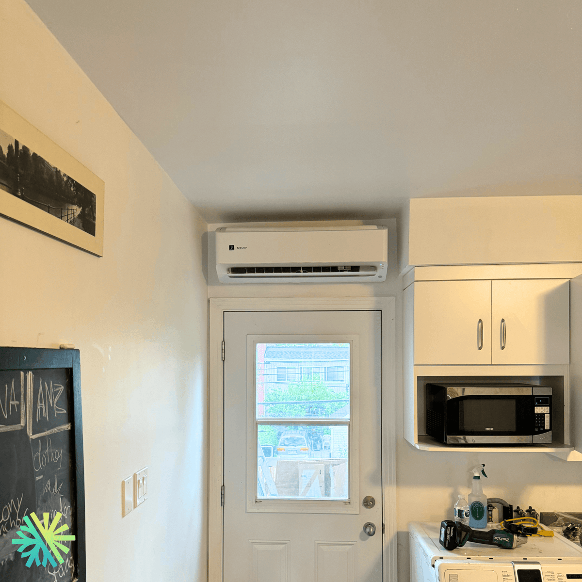 Installation of a Sharp ZU1 Wall-Mounted Heat Pump in Candiac
