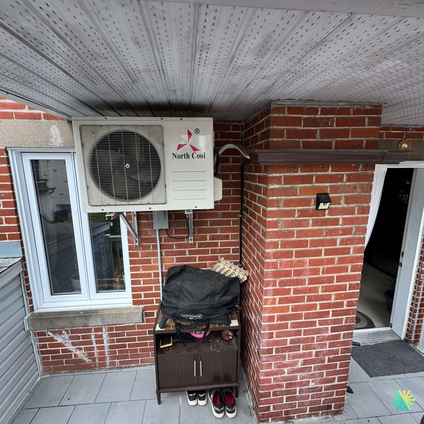 Réparation d’un climatiseur mural North Cool à Saint-Laurent