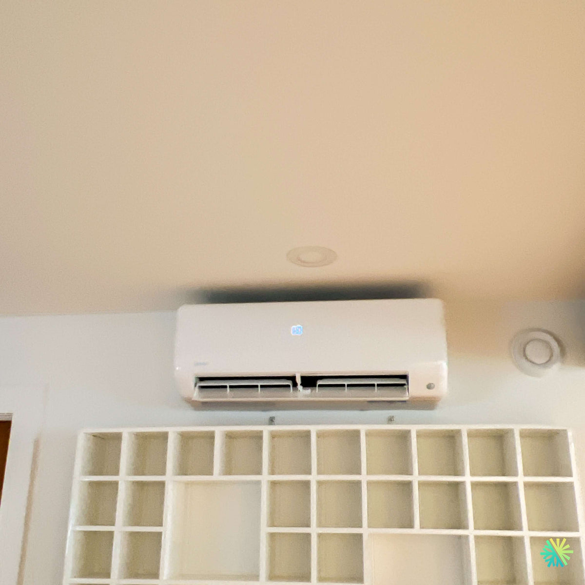 Installation d’une thermopompe murale MIDEA MIDEA35 à Hemmingford, en Montérégie