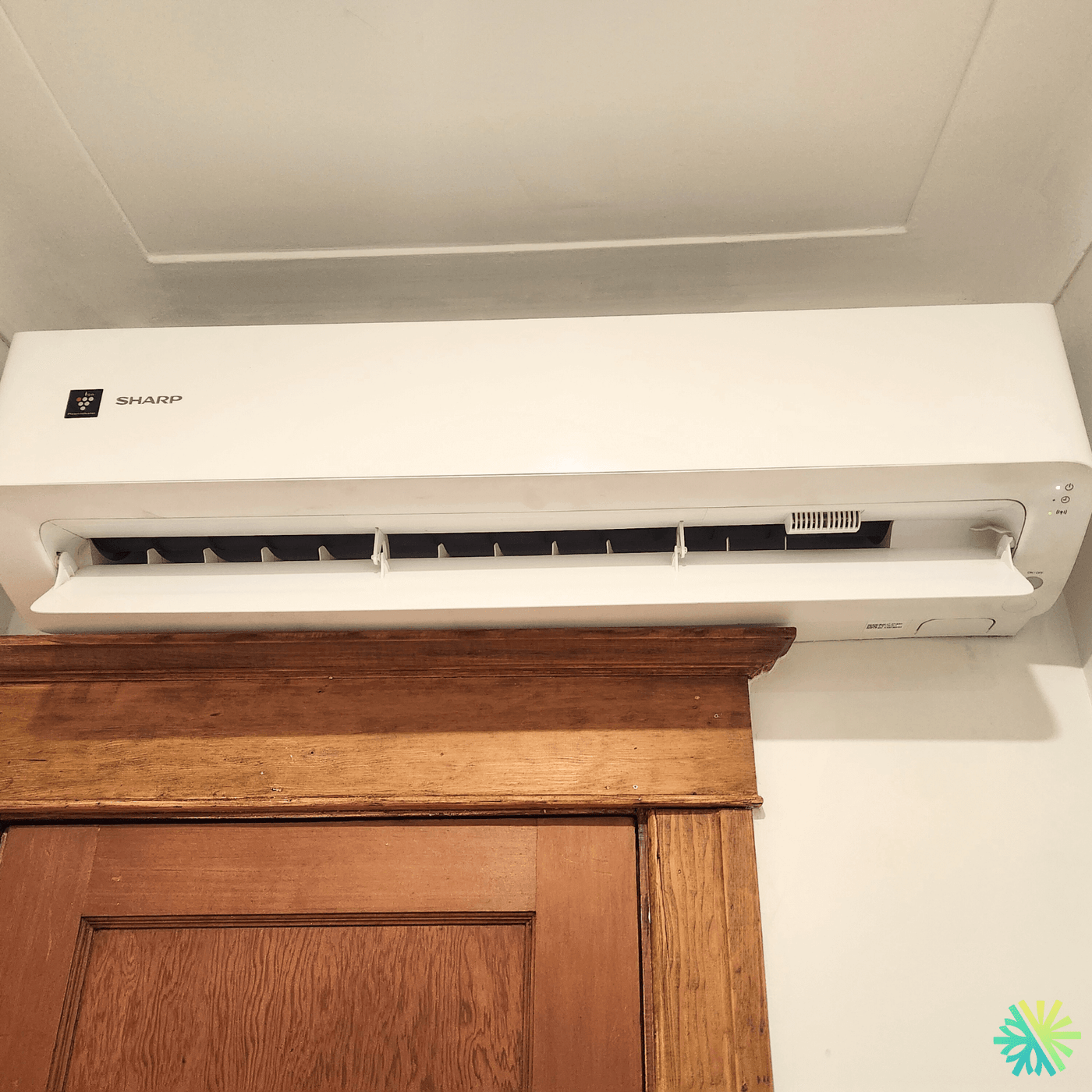 Installation d’une thermopompe murale Sharp ZU1 à Rosemont–La Petite-Patrie (Montréal)