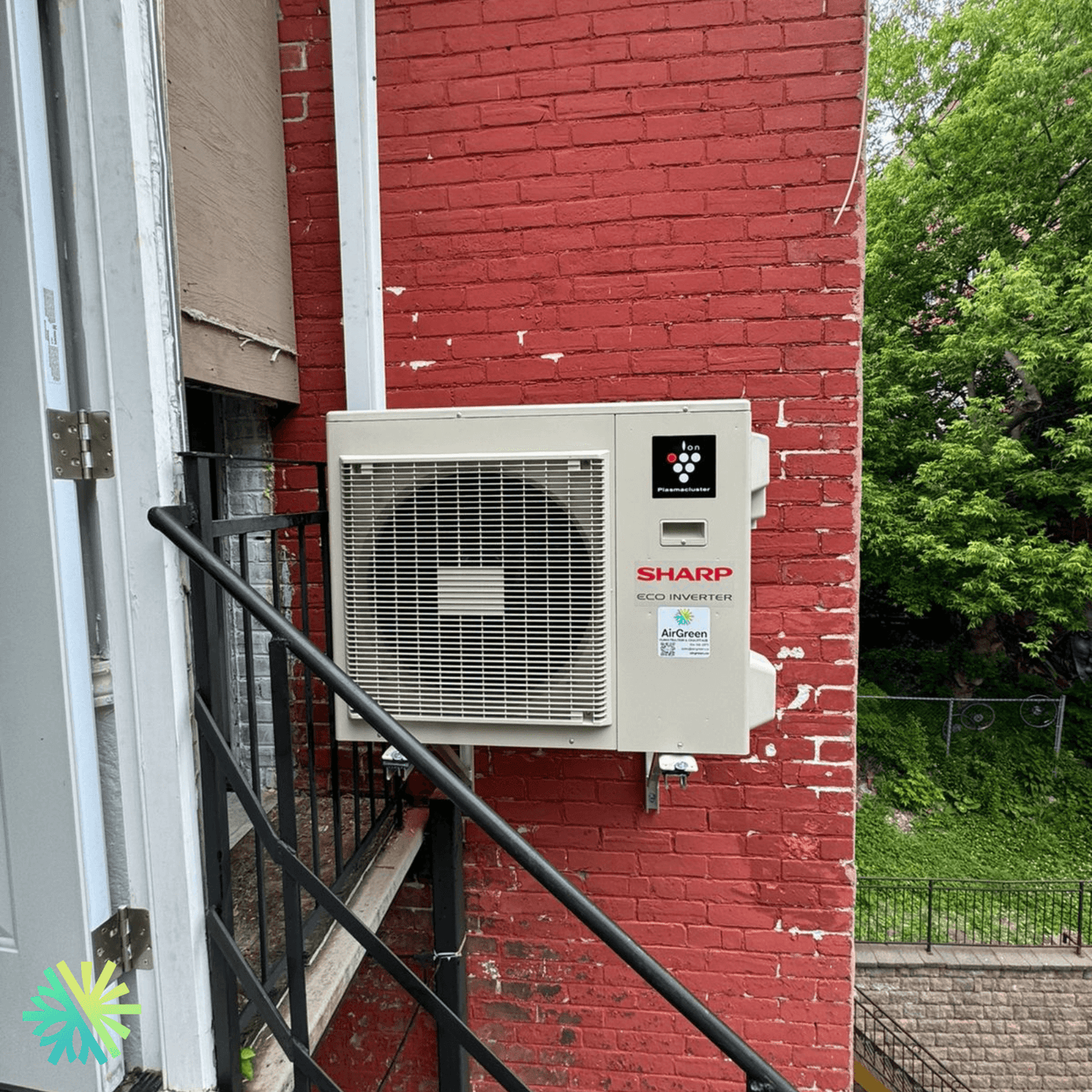 Installation d'une thermopompe murale SHARP ZU1 à Ville-Marie, Montréal