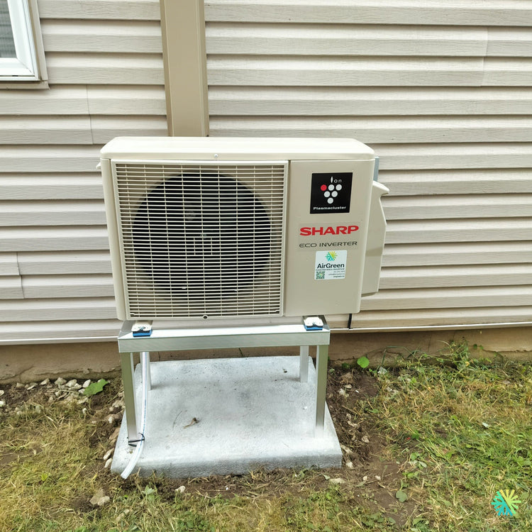 Installation d’une thermopompe murale Sharp Eco Inverter à Sainte-Rose, Laval