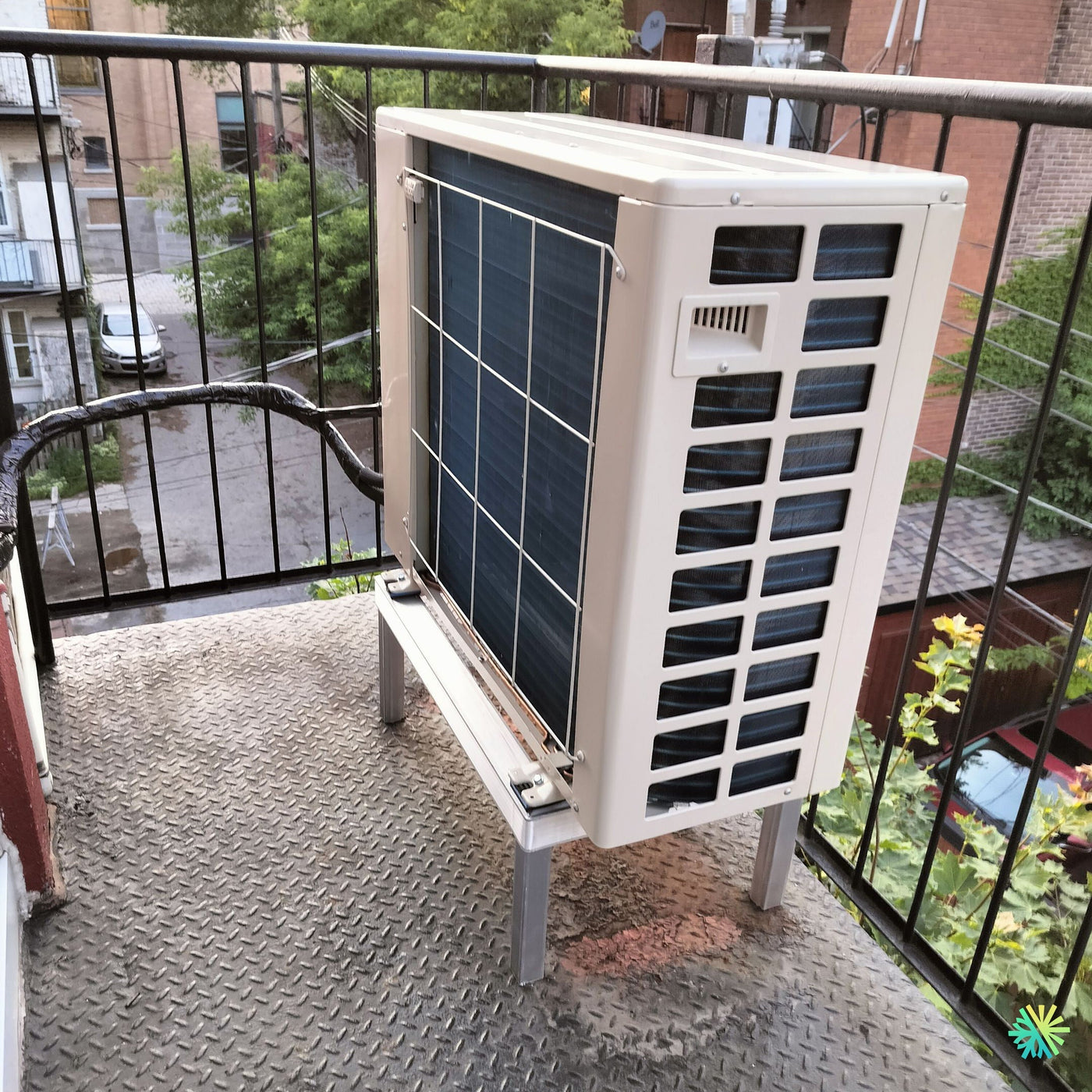 Installation d’une thermopompe murale Midea à Rosemont–La Petite-Patrie