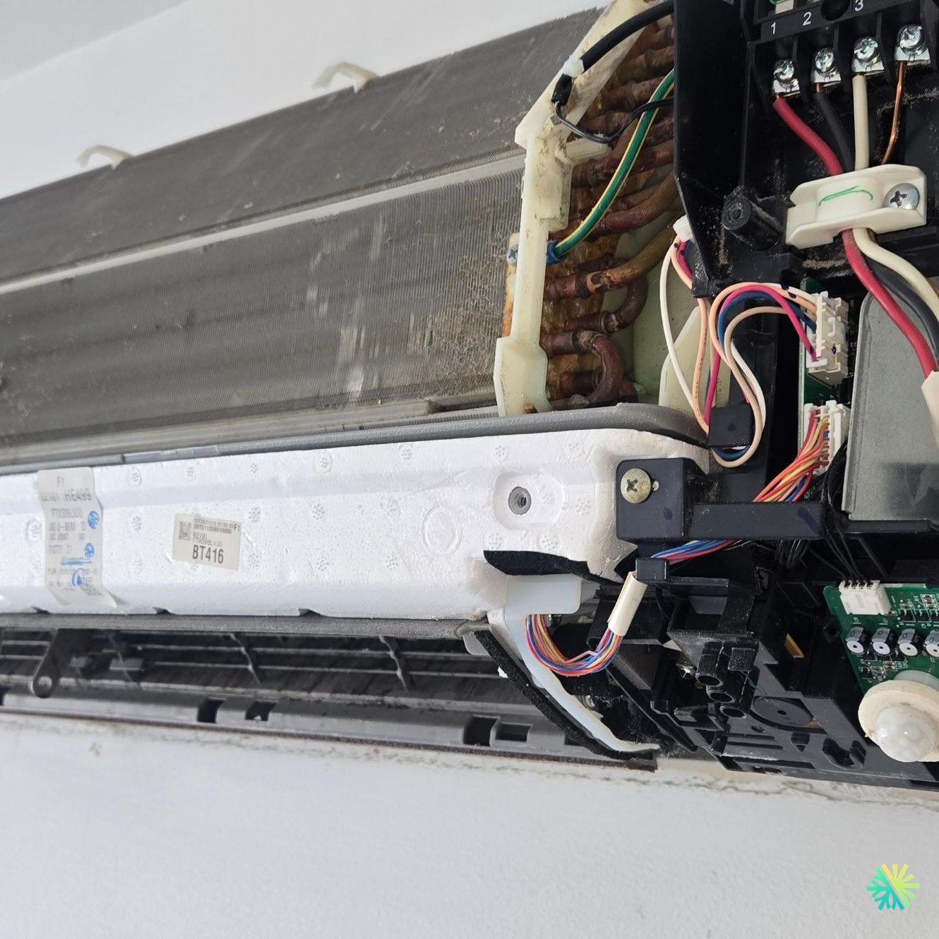 Réparation d’une thermopompe murale Fujitsu à Boisbriand