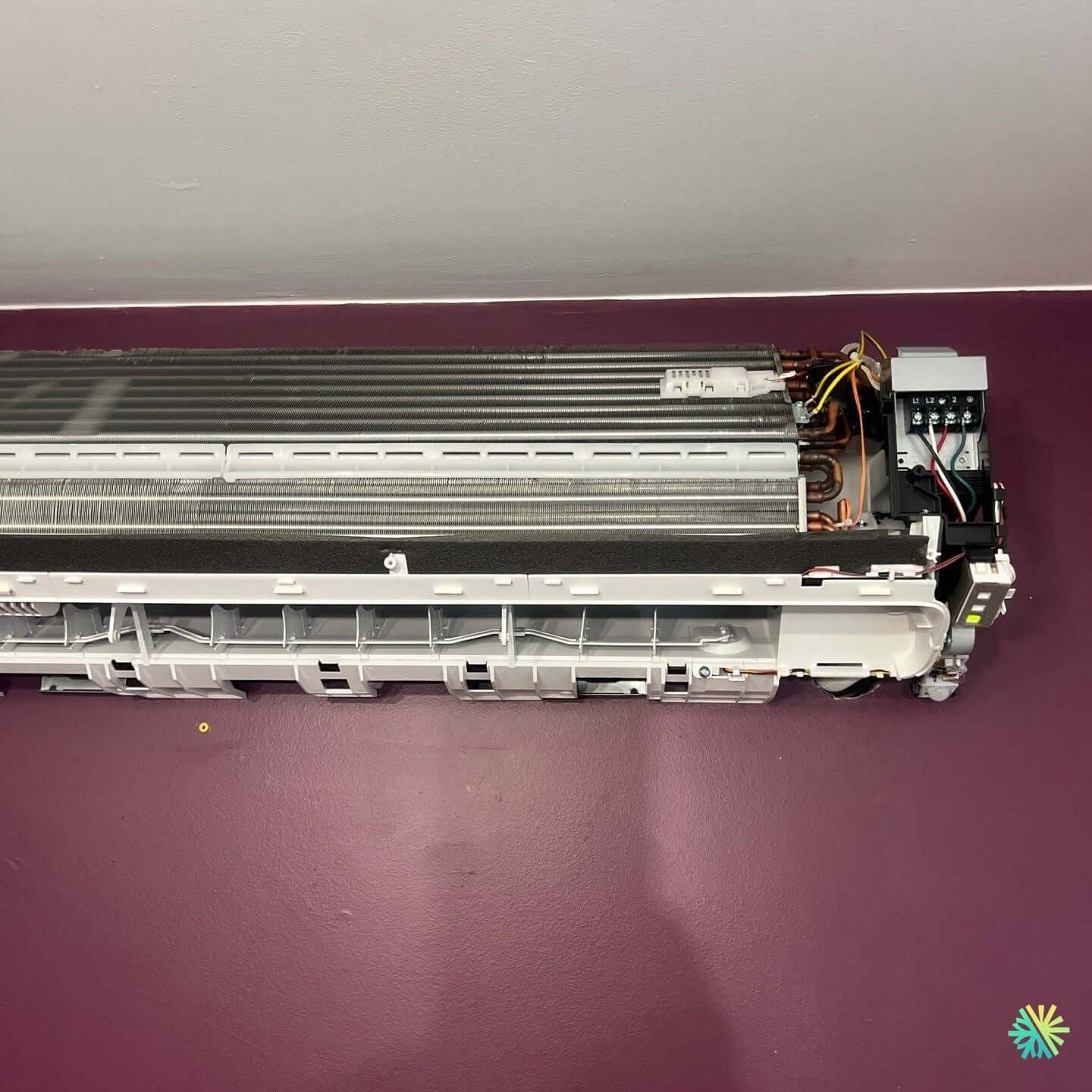 Midea wall-mounted air conditioner repair in Côte-des-Neiges - AirGreen ...