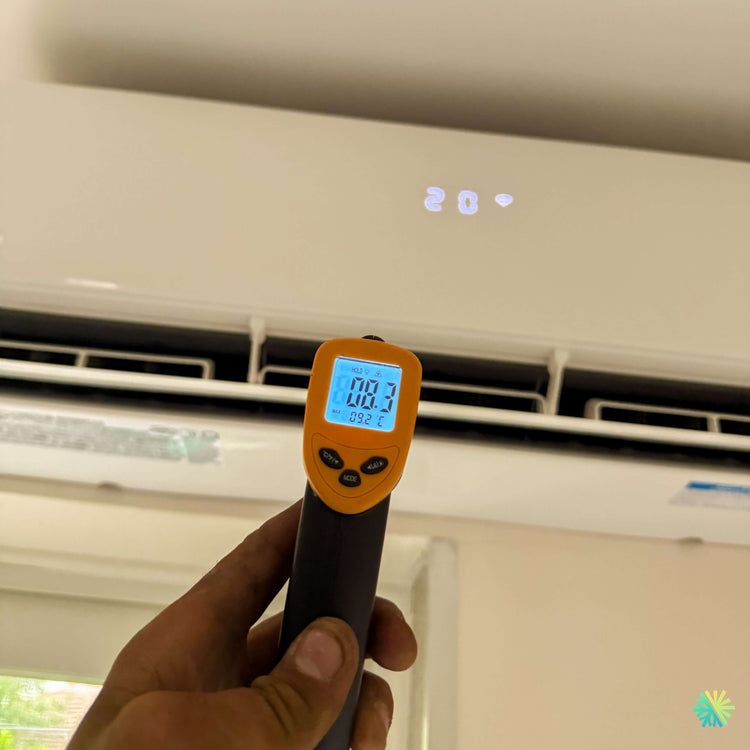 Installation d’une thermopompe murale MIDEA MIDEA35 à Saint-Rémi : mise en service et contrôle du refroidissement après installation