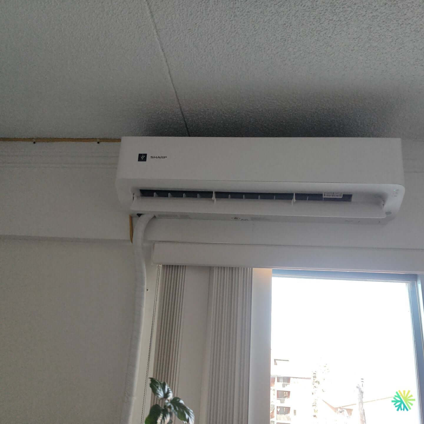 Installation d’une Sharp ZU1 thermopompe murale à Laval-des-Rapides