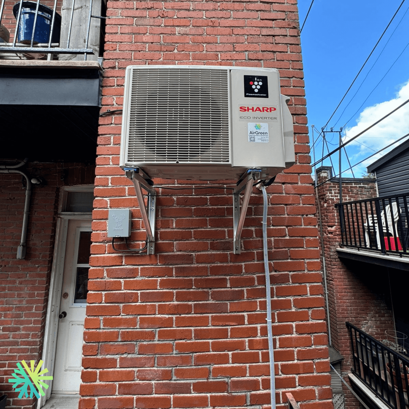 Installation d'une thermopompe murale Sharp ZU1 à Verdun