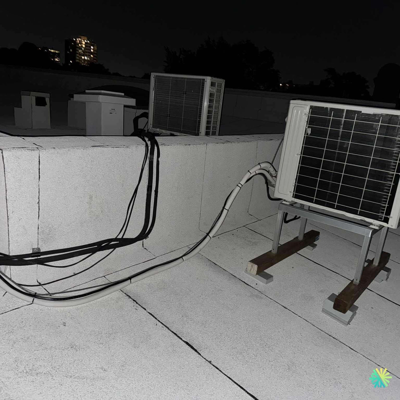 Réparation d’une thermopompe MultiZone Midea à Ville-Marie