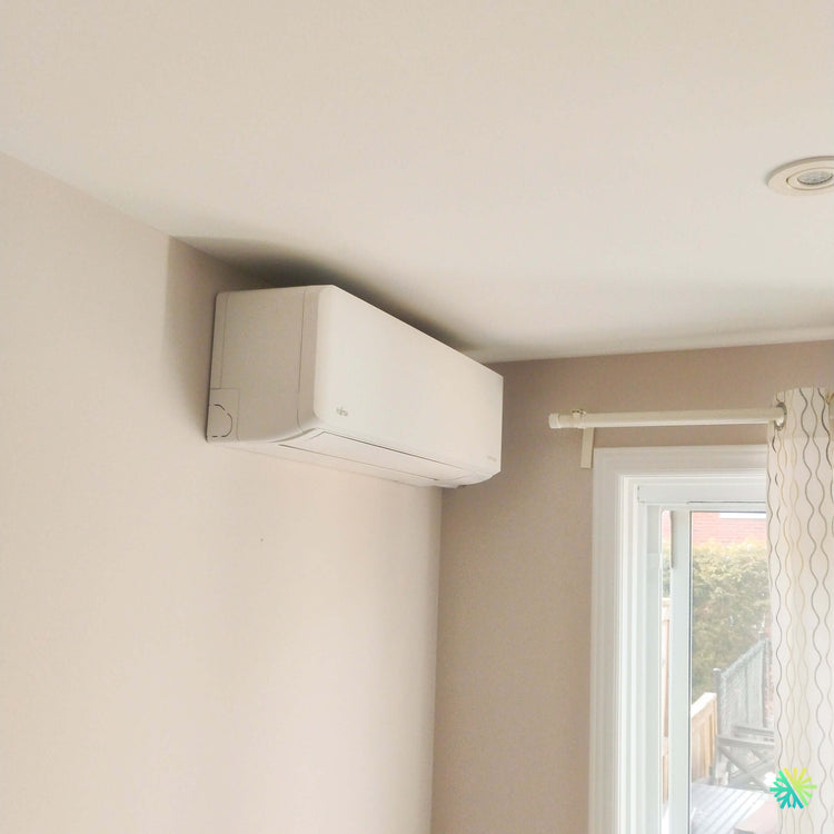 Installation d’une thermopompe triple zone Fujitsu Aquila XLTH à Sainte-Marie-Madeleine, en Montérégie