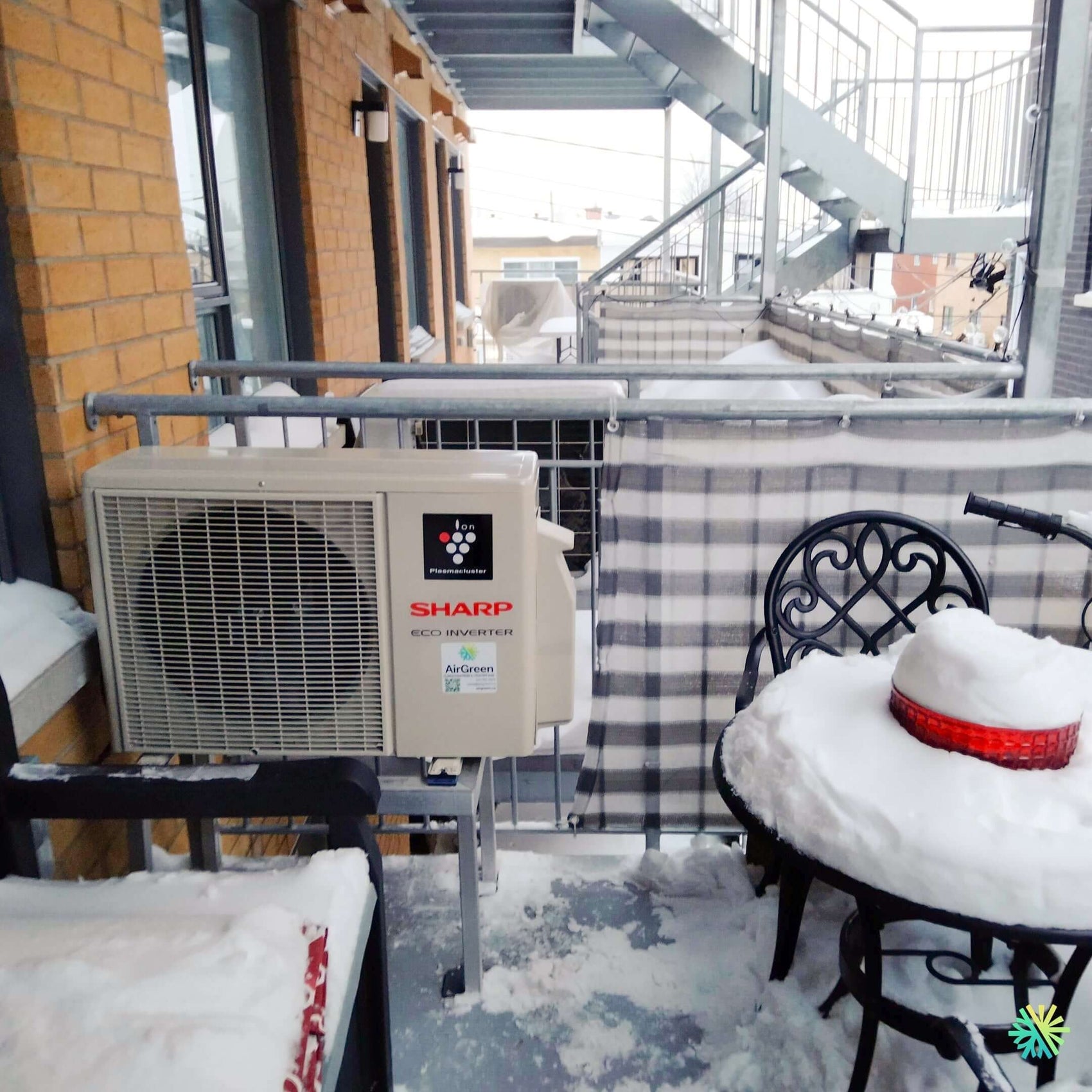 Installation d’une thermopompe murale SHARP ZU1 12 000 BTU à Montréal-Nord