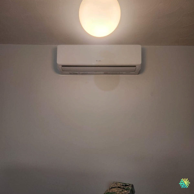 Installation d’une thermopompe murale GREE Livo R32 à Duvernay, Laval