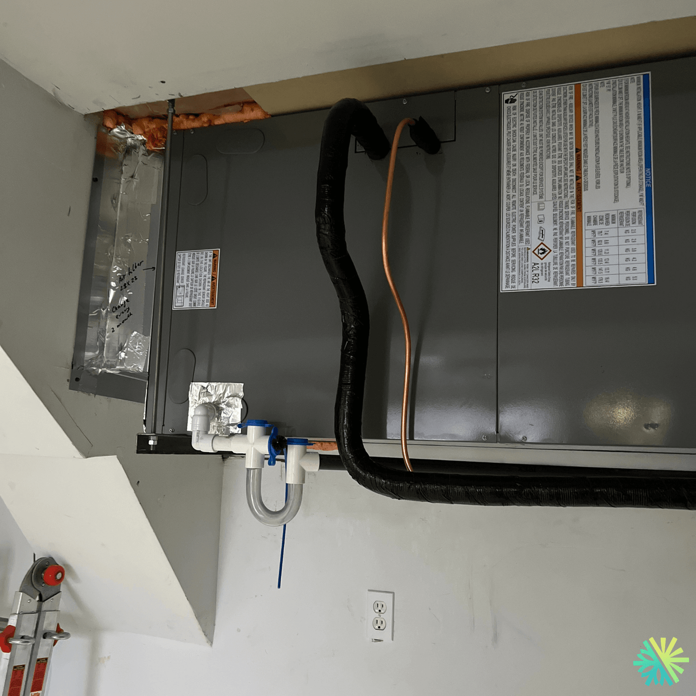 Installation d’une thermopompe centrale Gree Flexx R32 à Laval-des-Rapides