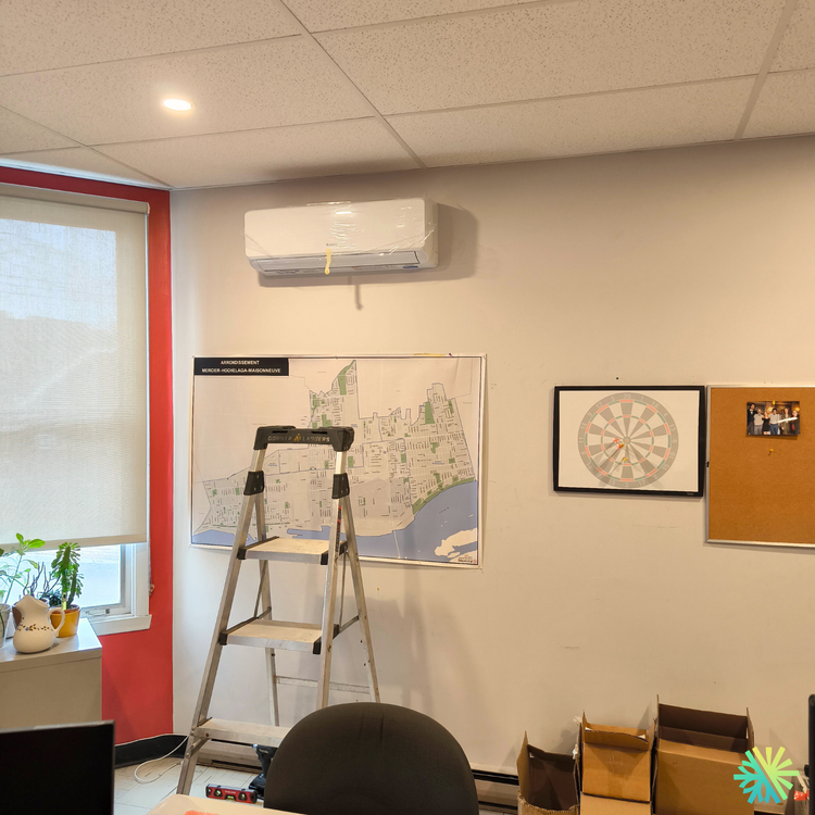 Installation d’une thermopompe murale Gree FreeMatch à Mercier–Hochelaga-Maisonneuve