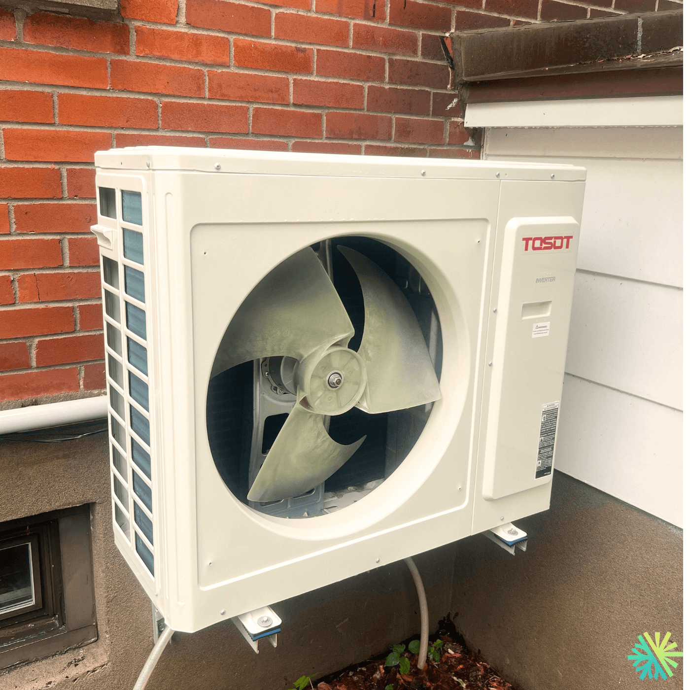 Réparation d’une thermopompe murale Tosot à Rosemont–La Petite-Patrie (Montréal)