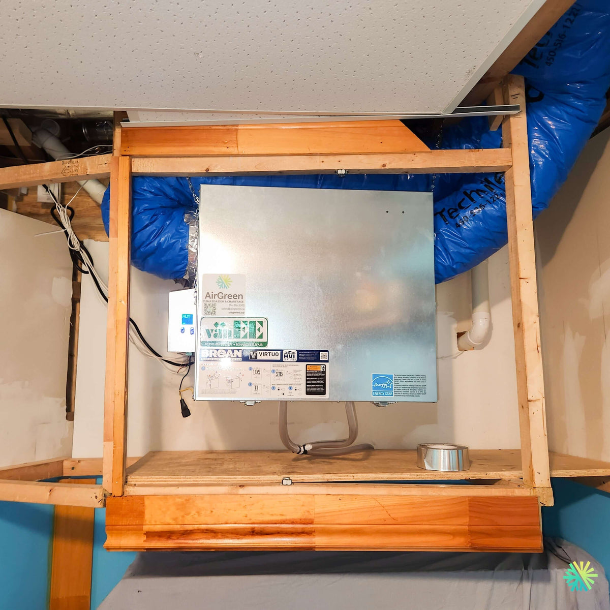 Installation of a vänEE V150H75NT air exchanger (AI series, Virtuo technology) in Saint-Stanislas-de-Kostka, Montérégie
