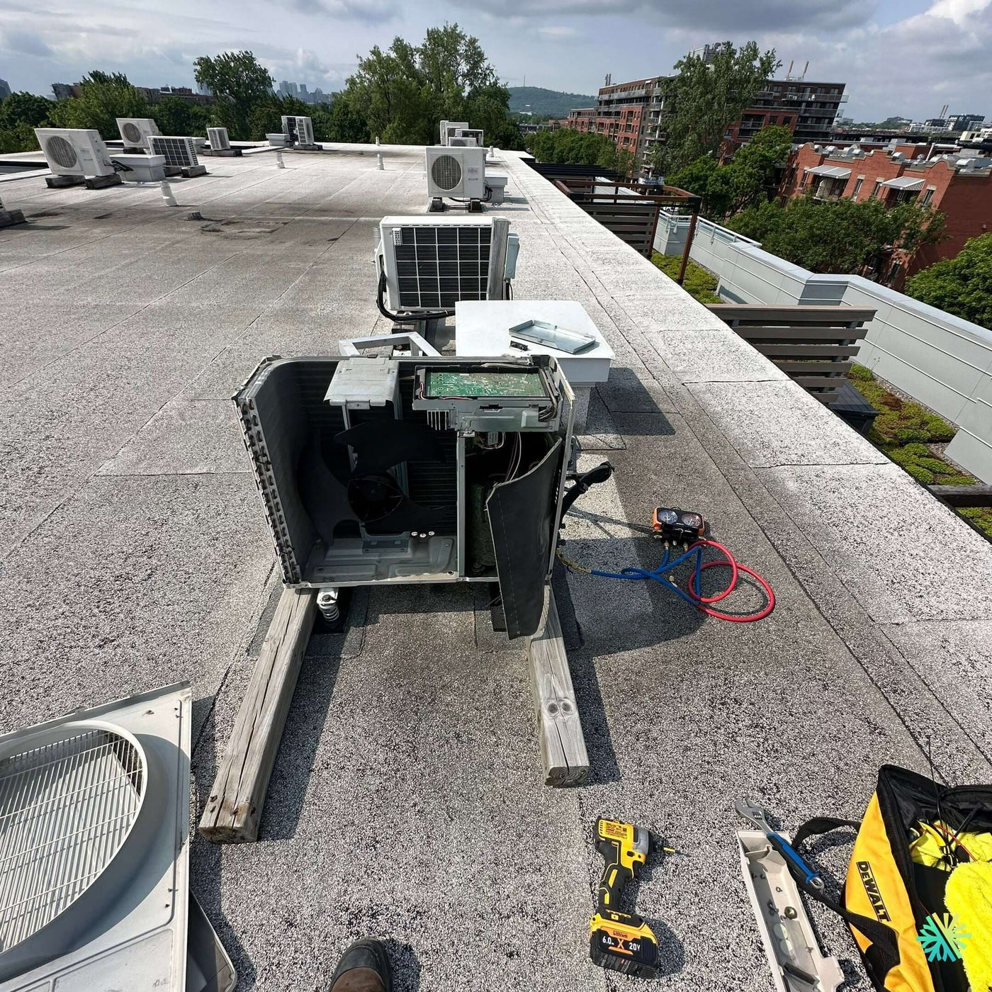 Réparation d’une Thermopompe Murale Fujitsu au Plateau-Mont-Royal