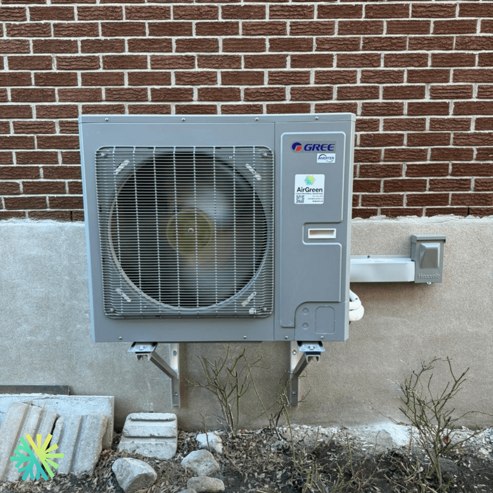 Installation d'une thermopompe centrale GREE FLEXX à Laval