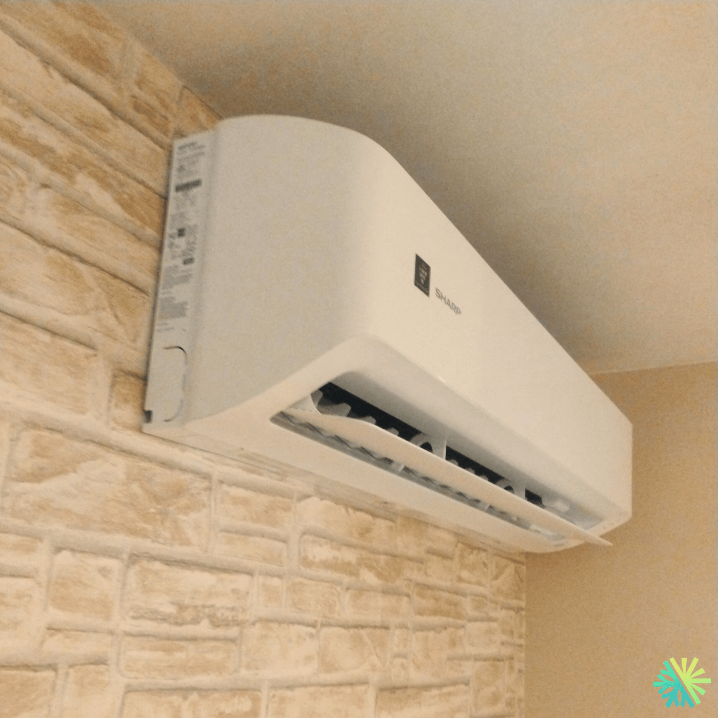 Installation d’une thermopompe murale Sharp au Plateau-Mont-Royal