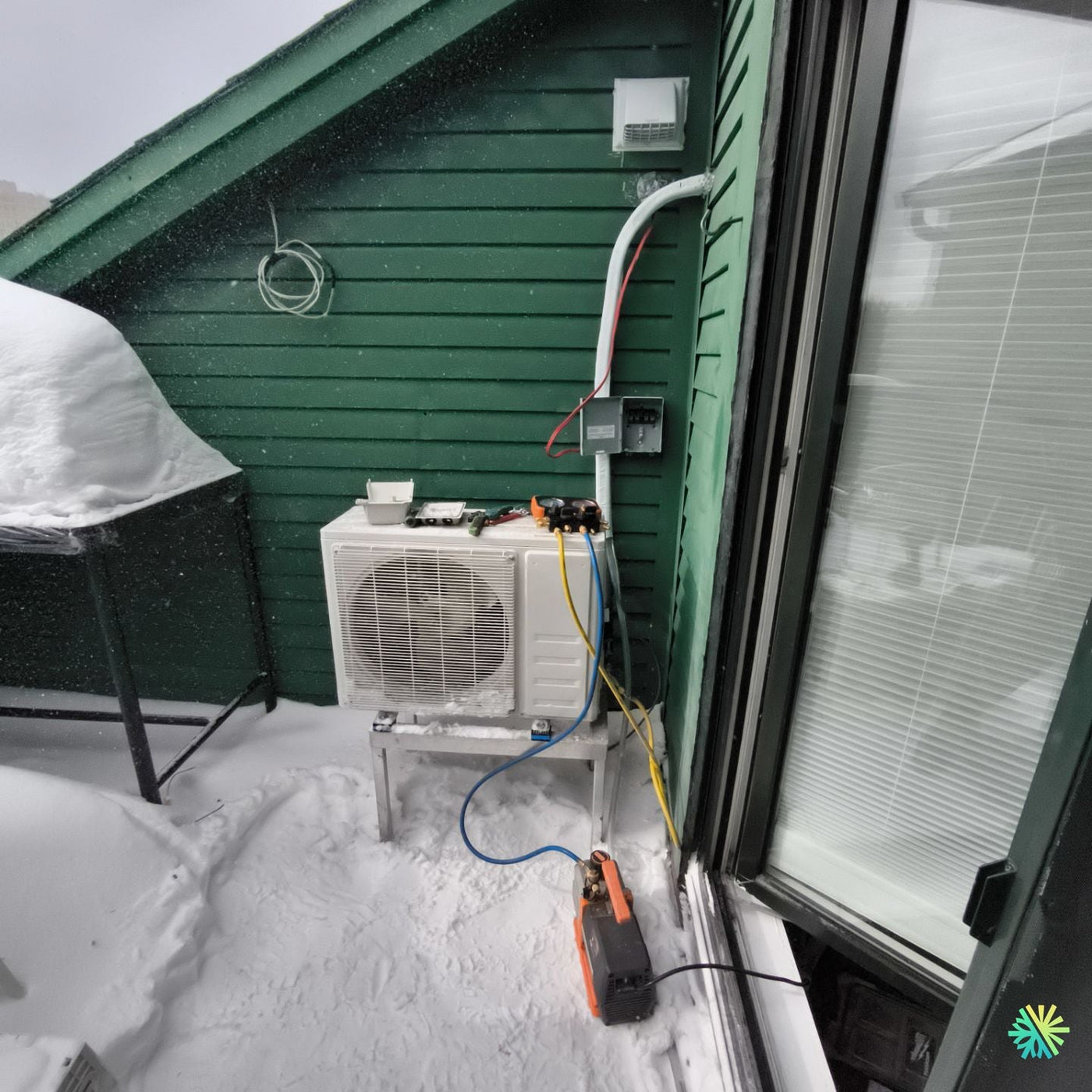 Réparation d’une thermopompe murale Gree à Lachine