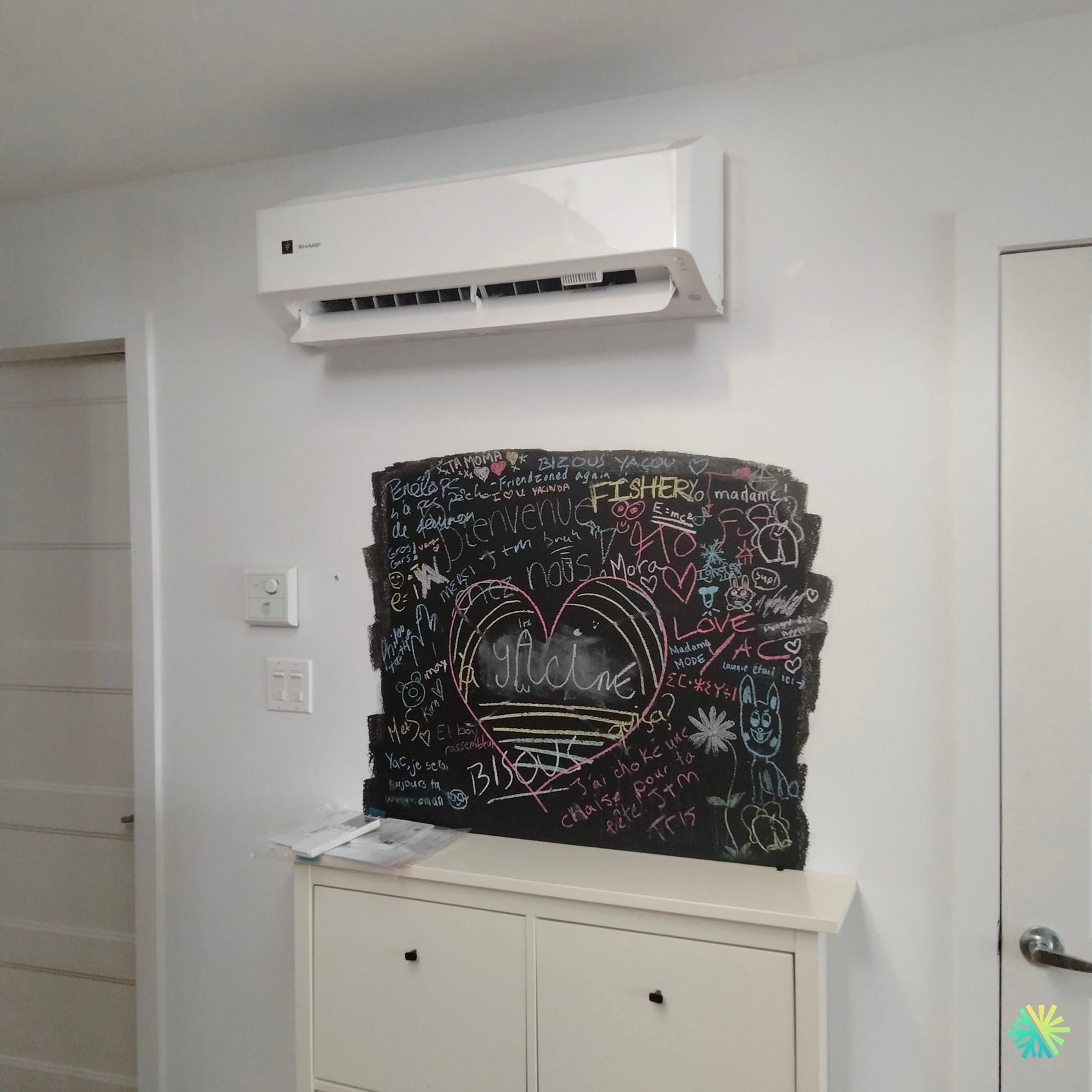 Installation d’une Sharp ZU1 thermopompe murale à Villeray