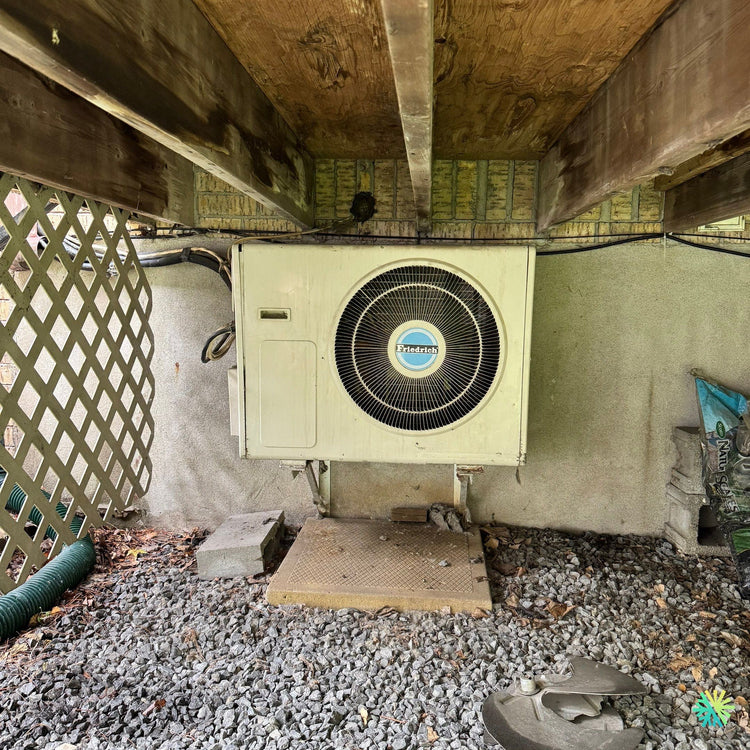 Réparation d’une thermopompe Friedrich à Repentigny