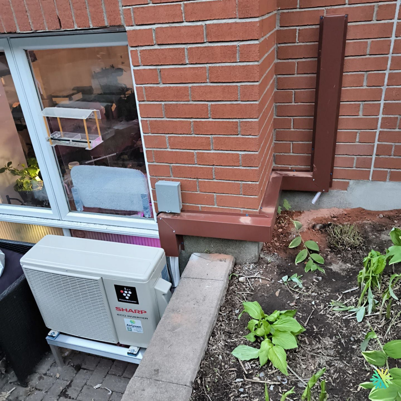 Installation d’une Sharp Eco Inverter thermopompe murale à Anjou