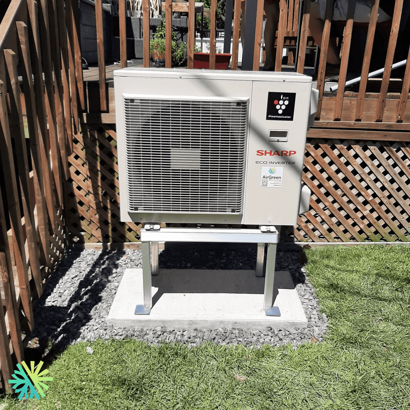 Installation d'une thermopompe mini split Sharp ZU1 à Repentigny