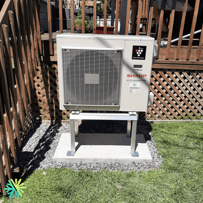 Thermopompe murale Sharp ZU1 sur support au sol, Repentigny