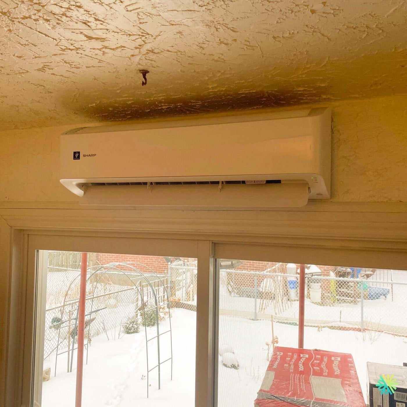 Un appel de service crucial à Saint-Bruno : réparation d’une thermopompe murale Manuflow en plein hiver