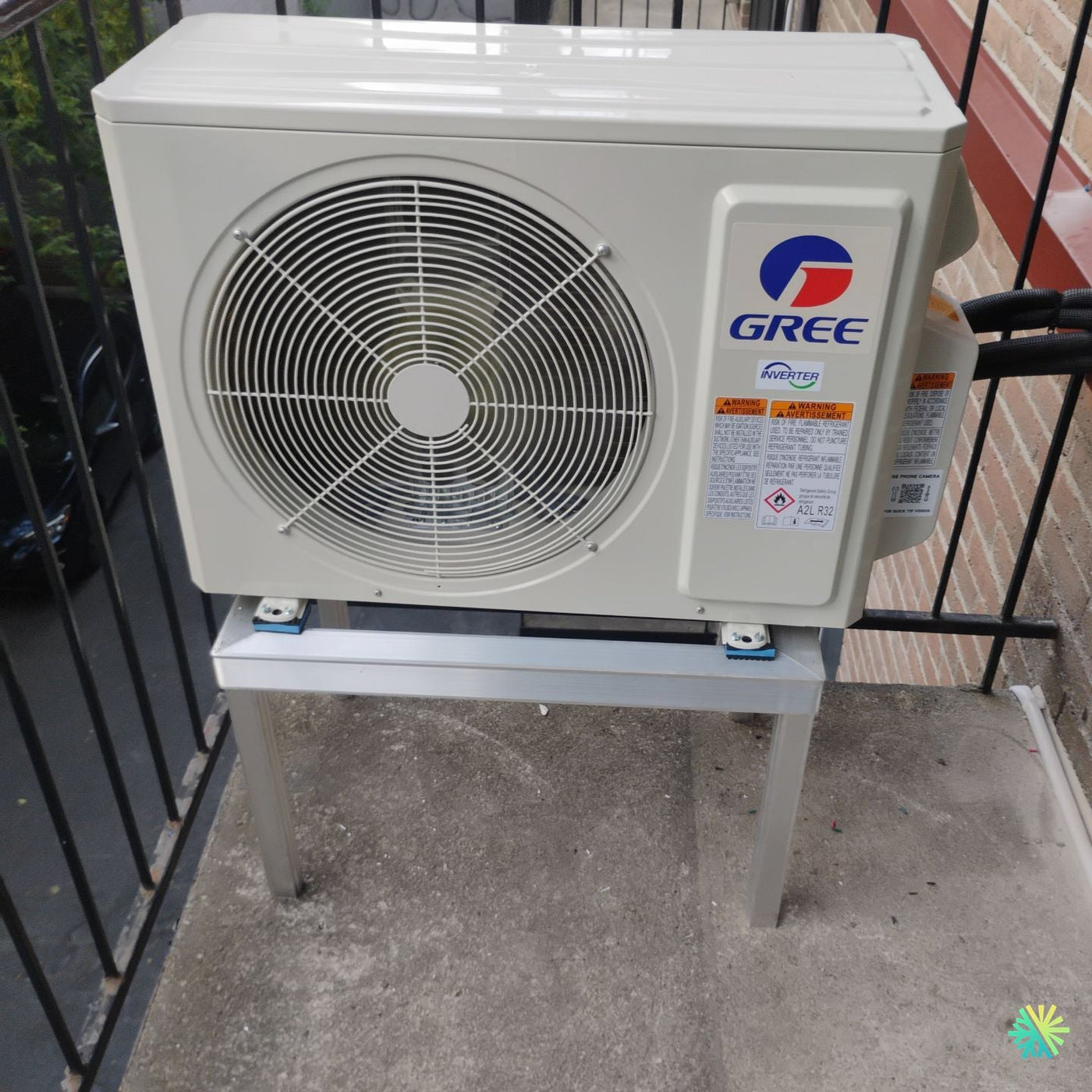 Installation d’une Gree (gamme R-32) thermopompe murale à Rosemont–La Petite-Patrie